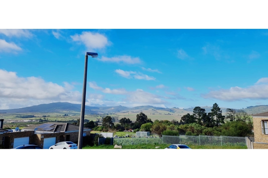 To Let 3 Bedroom Property for Rent in Normandie Western Cape